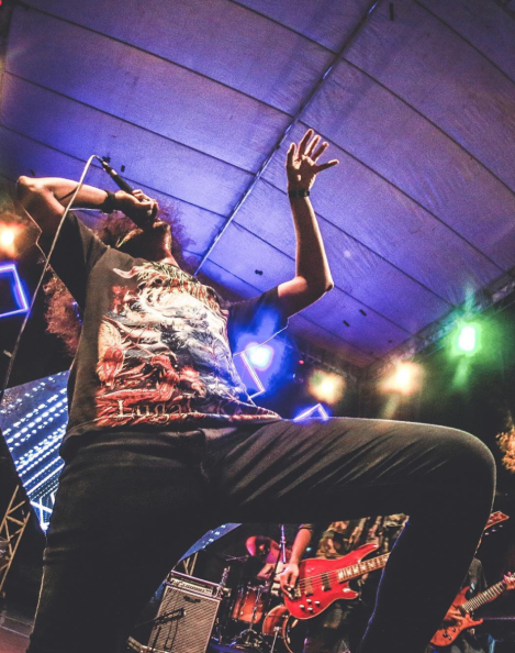 crows as divine pras